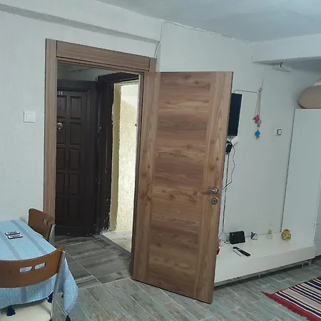 Apartament Celine 3 *